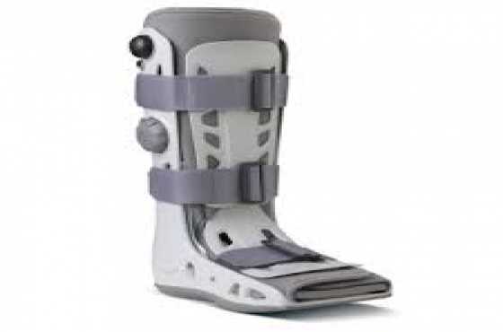 Adult Orthopeadic Moonboot