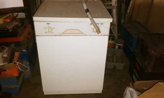 AEG Dishwasher for sale.