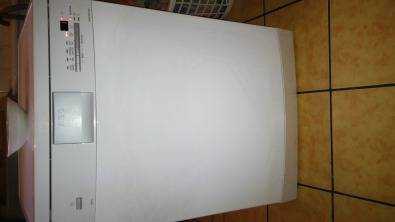 AEG Dishwasher still like new