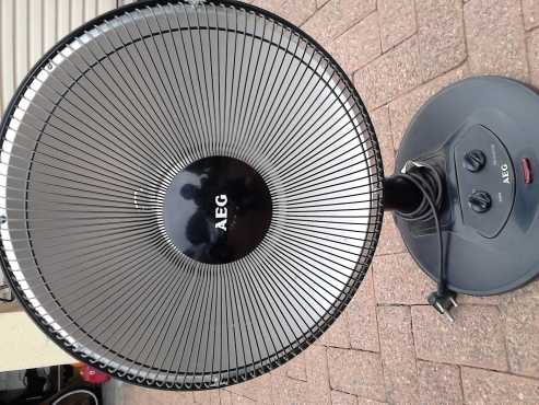 AEG Standing Heater R130neg