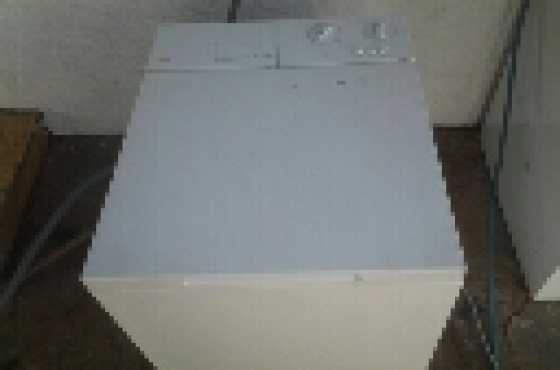 Aeg top loader washing machine 5kg