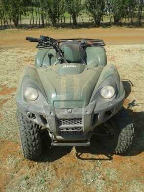 Aeon Kawasaki Crossland quad 300cc automatic Hi and Lo range