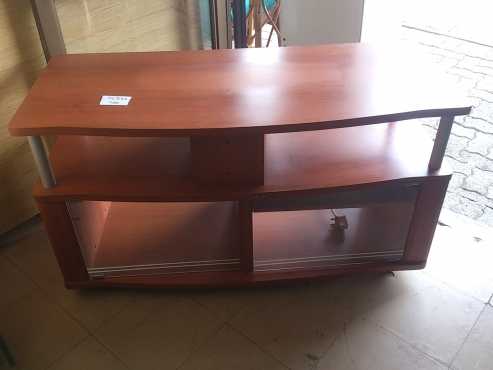 Akira plasma tv stand for sale in Pretoria