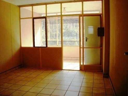 ALBERTON Central 1bed, bathroom, kitchen, lounge, Rental R2700