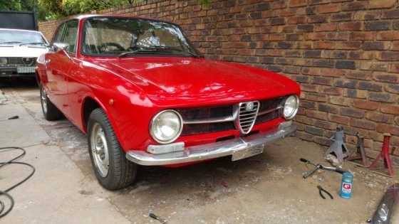 Alfa Gt Junior 1600 Collectors car. Licence paid to date.