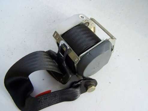 Alfa Romeo 147 or 156 Seat belts for sale  contact 0764278509 whatsapp 0764278509