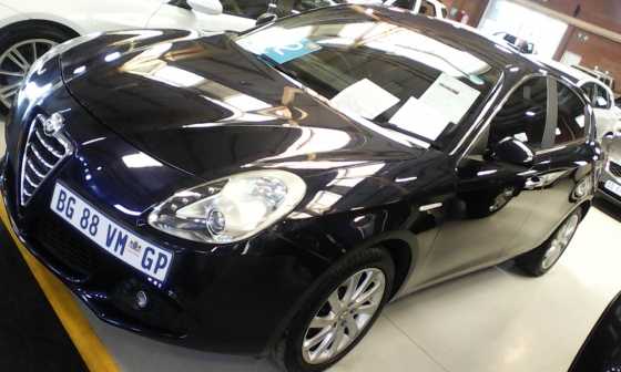 Alfa Romeo Giulietta 1.4Turbo 16V Distictive 5Dr