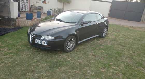 Alfa Romeo GT 2005 model