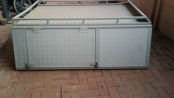 Aliminium canopy te koop vir Colt Club cab