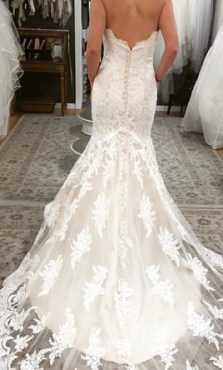 Allure Bridal Wedding Dress Size 8 - 10 White