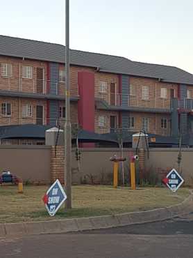 ALMOST BRAND NEW 2 BEDROOM 1 BATHROOM APARTMENT AVAILABLE FOR RENT IN MONAVONI (CERISE), CENTURION