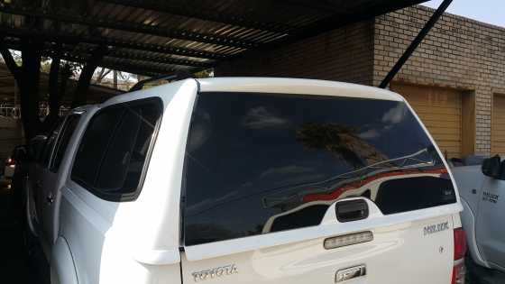 Almost Brand new Toyota Hilux SAMMITR Steel Top Canopy for  Sale