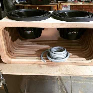 Alpine Type R 12 D4 subs x2 in special enclosure