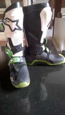 Alpinestar Tech 10 MotoX boots size 12 (now too small) Excellent condition