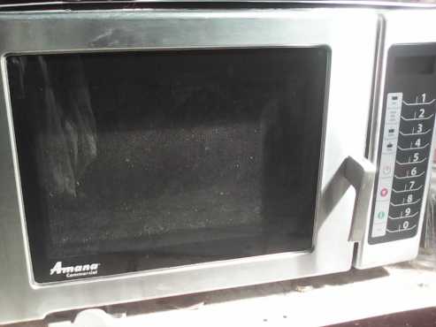 amana commercial microwave