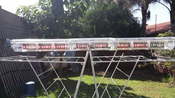 Ambulance light bar with 20 heads and 16 flash patterns R 8000.