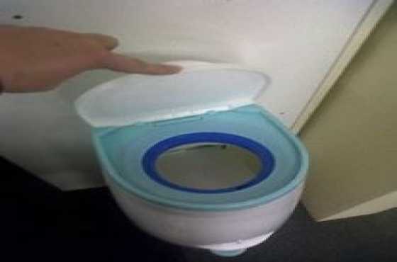 Angel Care Dustbin R150