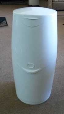 Angelcare diaper bin