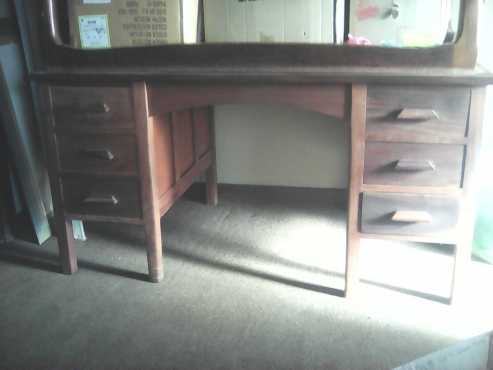 ANTIQUE 6 DRAWER SOLID WOOD DESK