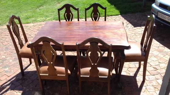 Antique Ball and Claw 6 Seat Dinning Table and Chairs