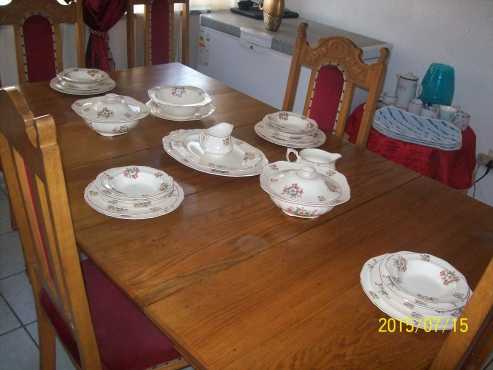 Antique Dining Room with 8 chairs for sale