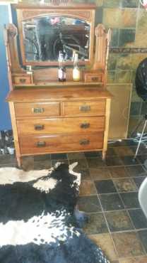 Antique dressing table