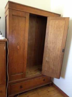 Antique oak cupboard