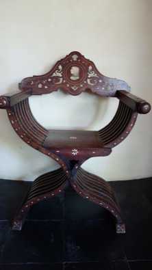 Antique Savonarola chair