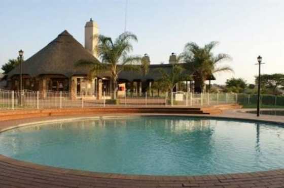 Apartment to share with Christian lady in Mooikloof Ridge