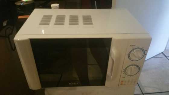 Apex Maxi Cook Microwave