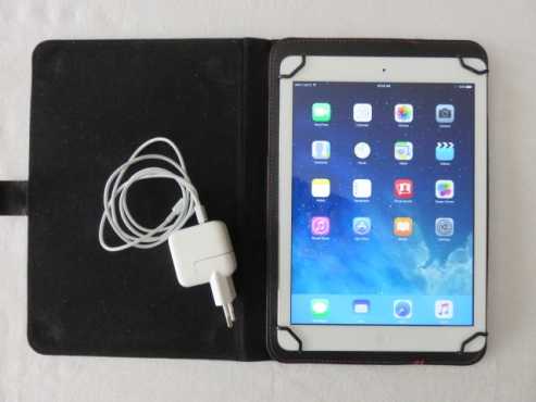 Apple iPad Air (A1475) 16GB WIFI 4G LTE White