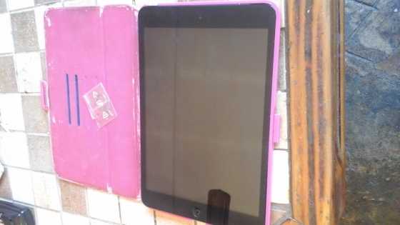 apple ipad mini for sale R2700