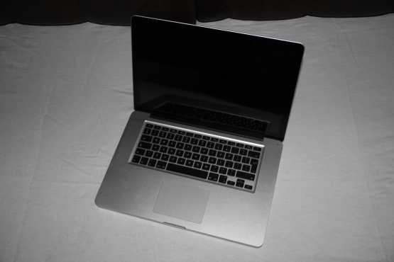 Apple Macbook Pro 15 Intel core i7, 2.2GHz