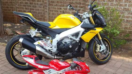 Aprilia Tuono V4R APRC 1000