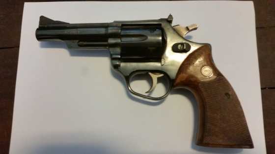 Astra rewolver 357 Magnum