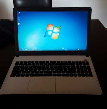 ASUS X501A Laptop With Charger For Sale.