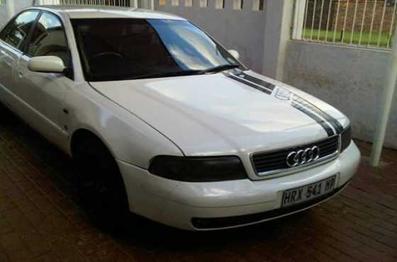 Audi 2000 model 2.6 manual