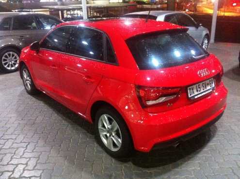 Audi A1 Sportback 1.0TFSI Manual