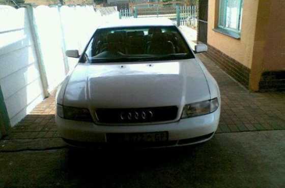 audi A4 1800