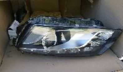 Audi Q5 headlamp and other parts