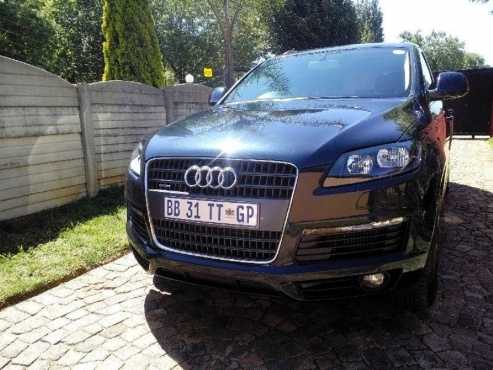 Audi Q7 3.0tdi S-LINE 7x seater Top