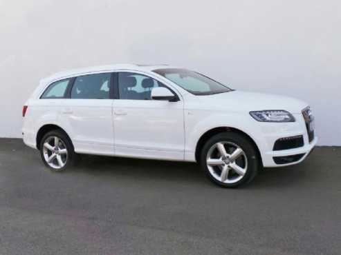 Audi Q7 SUV 12