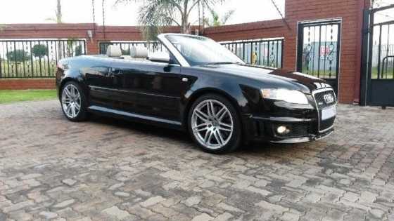 Audi RS4 Convertible