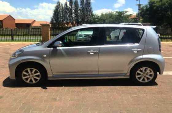 AUTOMATIC Daihatsu Sirion 1.5 SPORT