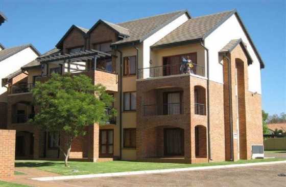 available immediately 1 bedroom apartment HILLTOP in midrand