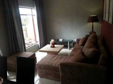 Bachelor Flat in President Ridge, Randburg