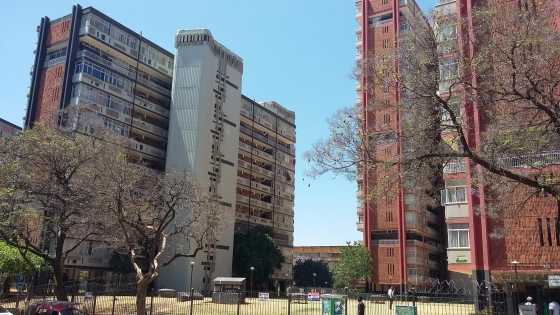 Bachelor Flat In Spruitsigpark, Sunnyside for sale