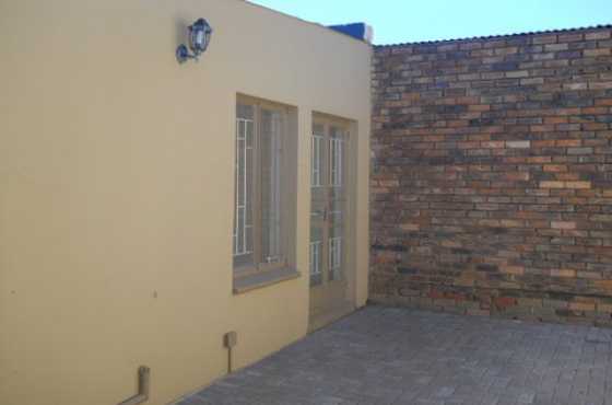 Bachelor flat to rent in Rietfontein (Moot) Pretoria