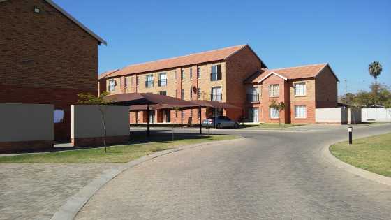 Bachelor Flat to Rent in Secure Estate , Pretoria North