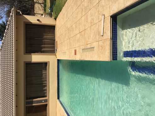 Bachelor for rent in centurion